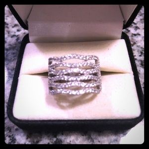 Cubic zirconia band ring